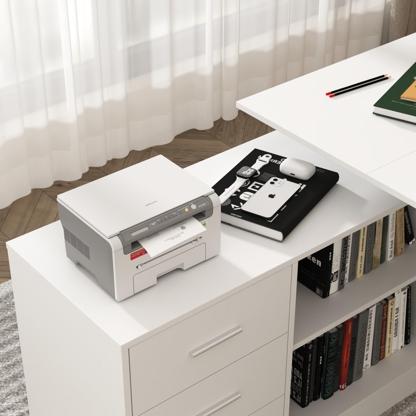 Caldion L-förmiger höhenverstellbarer Schreibtisch 74-112 cm, elektrisch, mit Kommode und offenen Ablagen, weiß