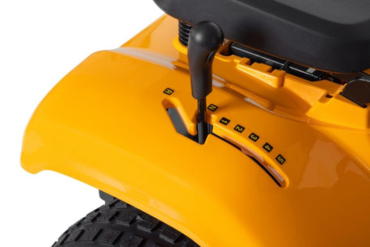 STIGA Tornado 398 M Aufsitzmäher 98 cm - STIGA 414 cc ST 400 Motor - Seitenauswurf mit Mulchstopfen inklusive - mechanisches Getriebe - Anhängerkupplung inklusive